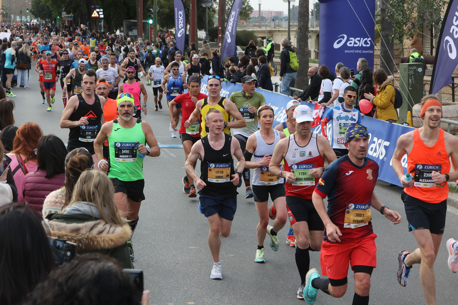 Búscate en el maratón de Sevilla 12