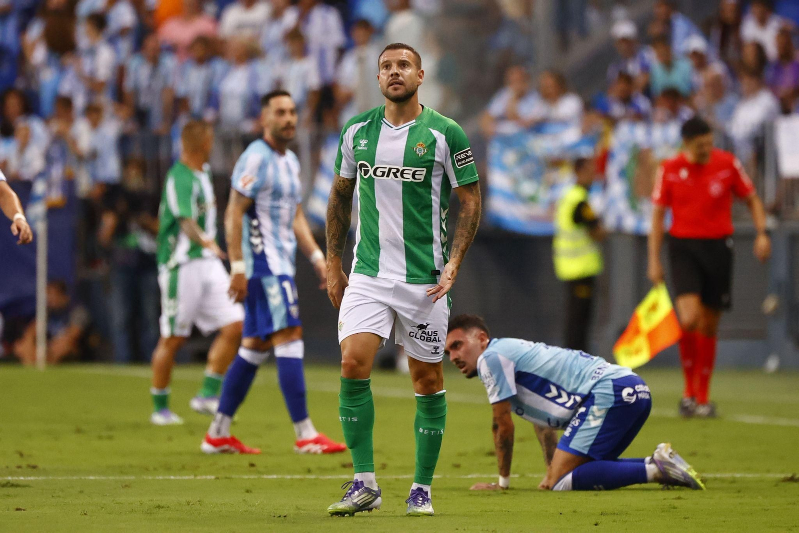 El Málaga CF-Real Betis del XXXV Trofeo Costa del Sol, en imágenes