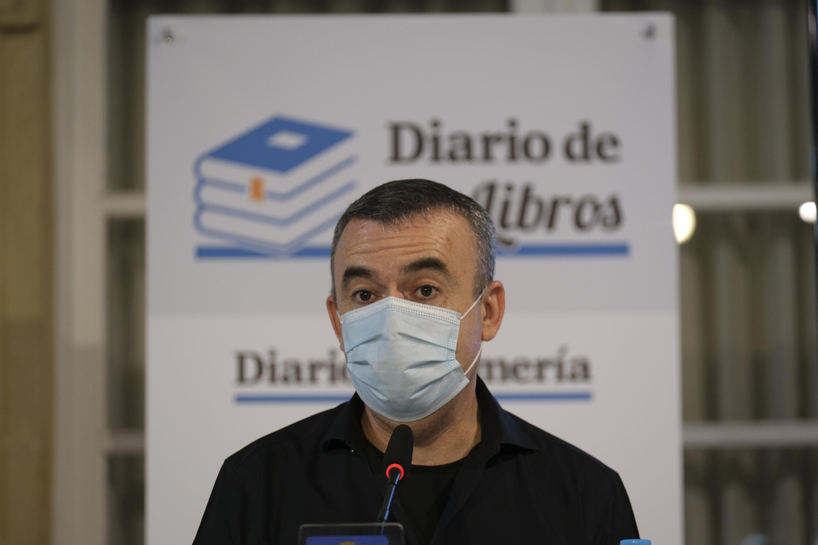 Fotogalería El Diario de los Libros. Lorenzo Silva.