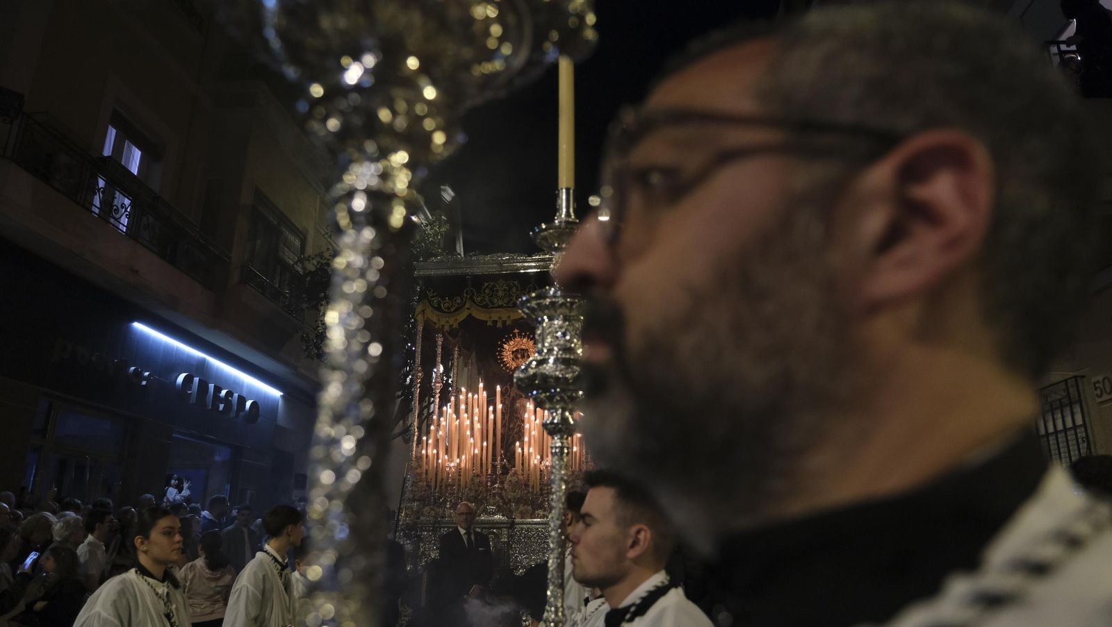 Silencio en la Semana Santa de Almería 2025