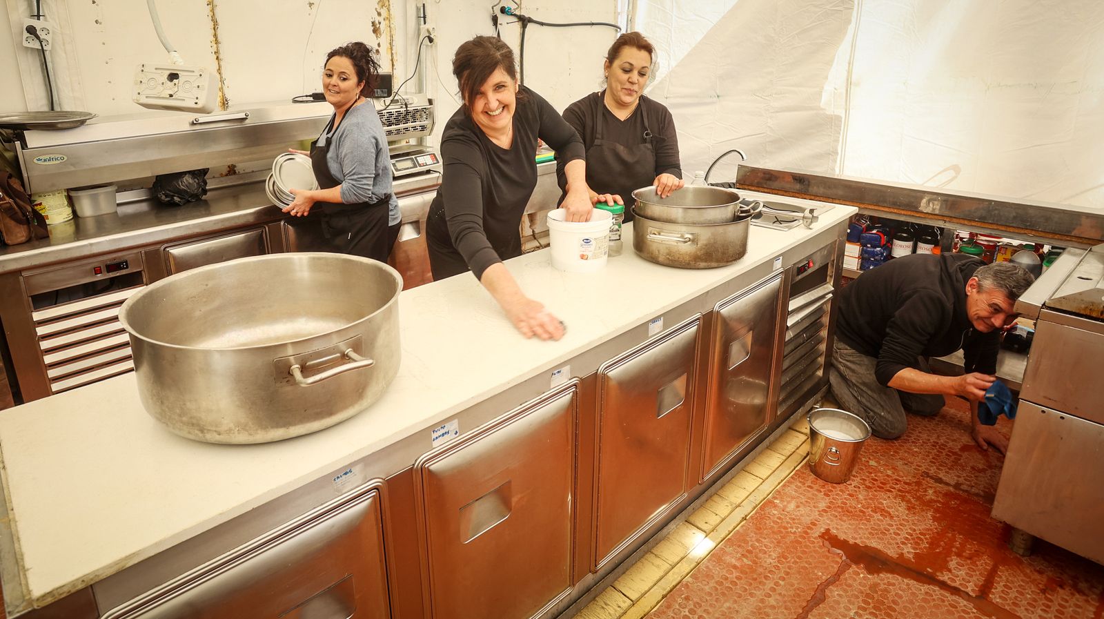 Imágenes de los preparativos para la Feria del Caballo 2024