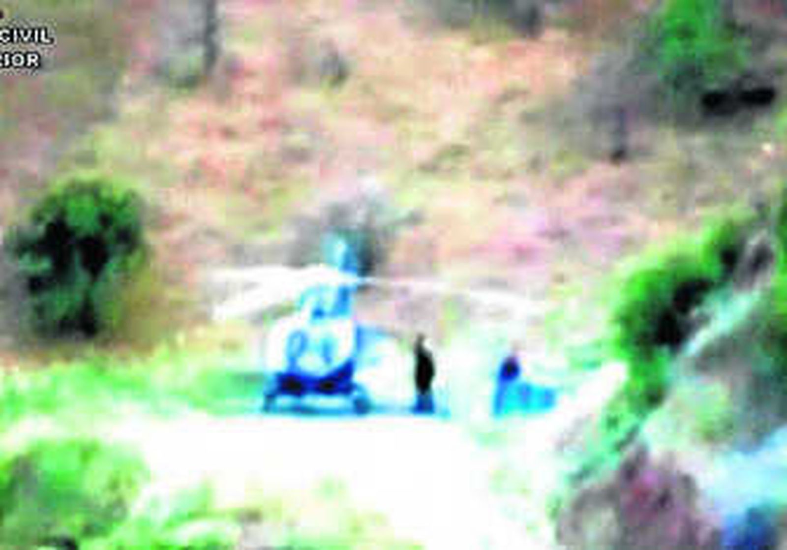 Caen dos redes que introducían hachís en España con helicópteros