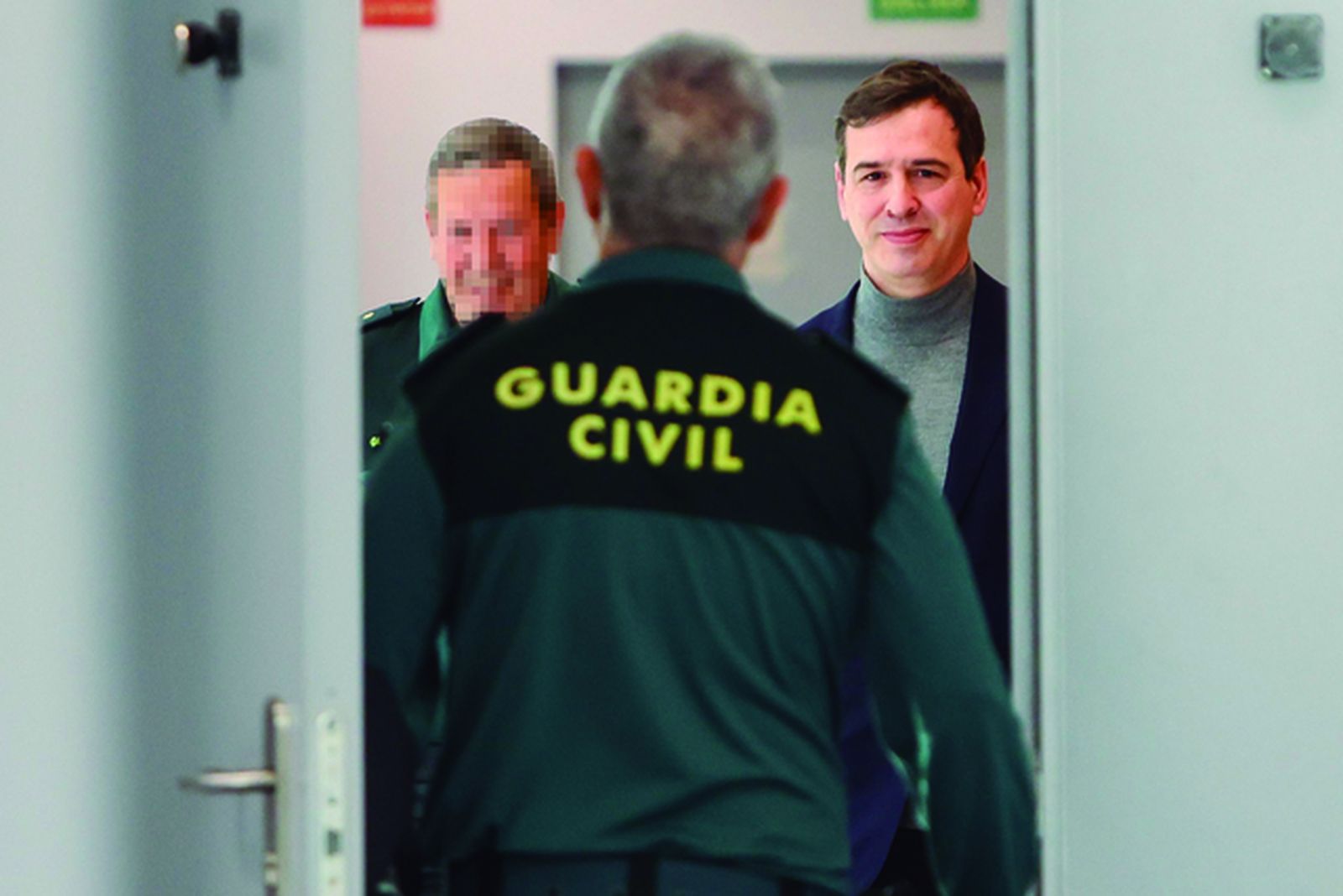 ¡Basta ya, desvergonzados!