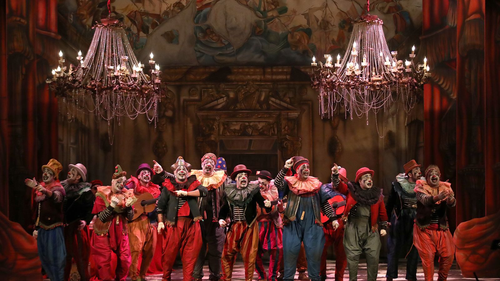 'Los sumisos' de Martínez Ares, primer premio en la modalidad de comparsas este año en el Concurso del Falla.