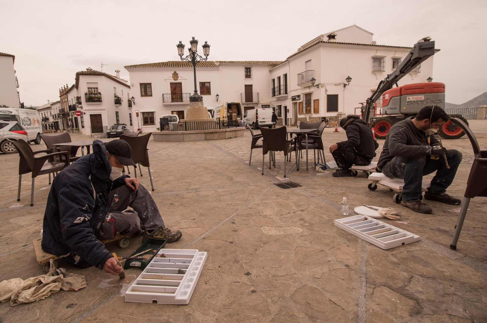 El montaje de la serie de Netflix que se grabó en Zahara de la Sierra