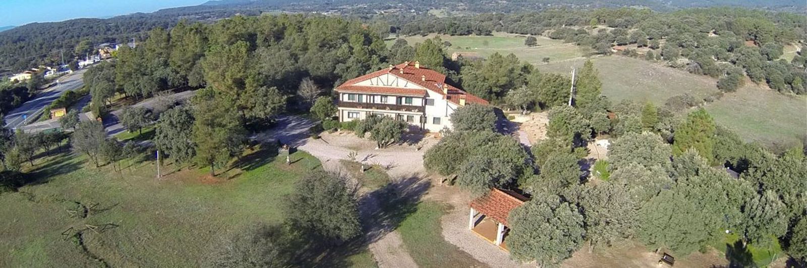 Vista aérea del Hotel Rural 'El Tejarejo' en La Iglesuela