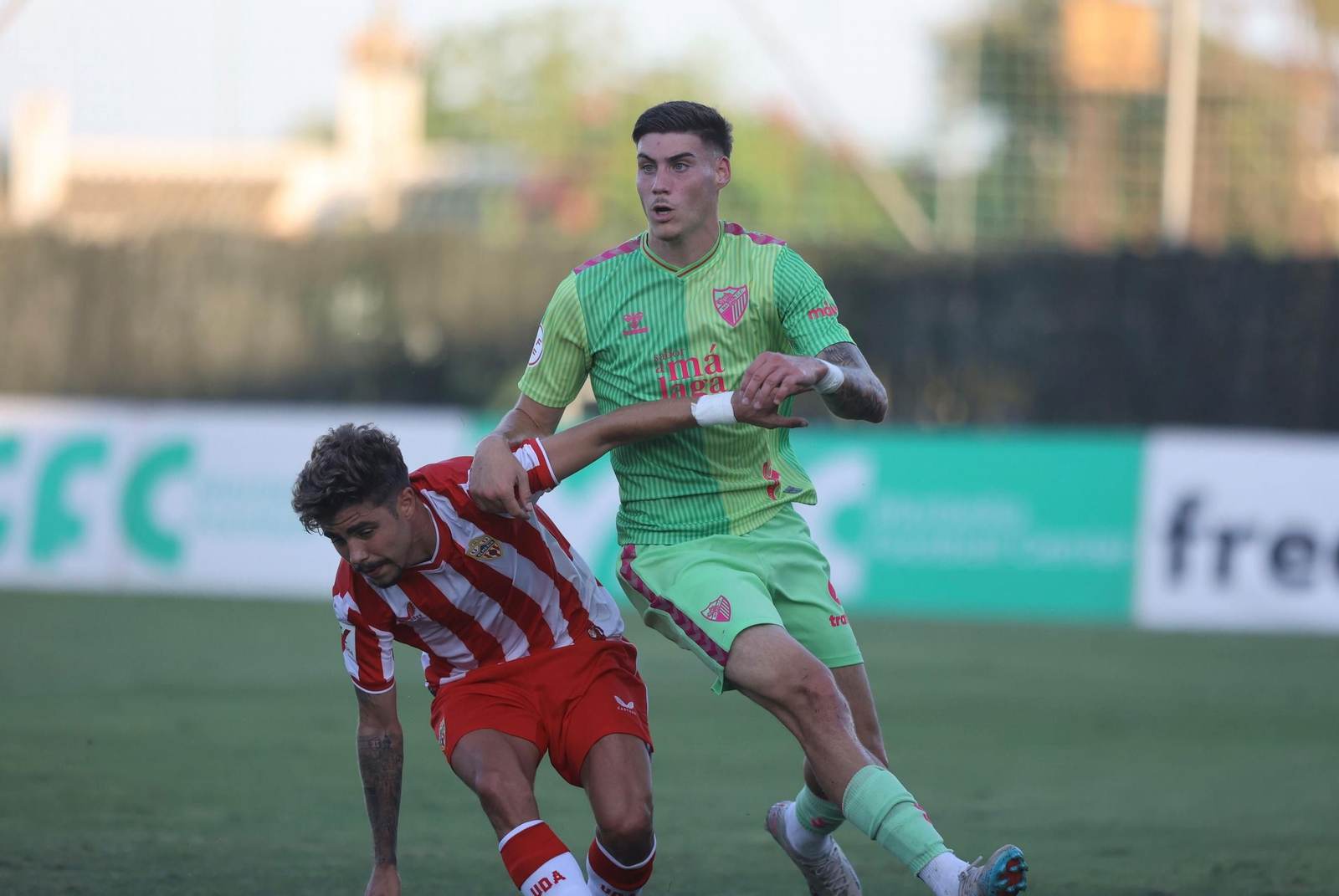 Roberto, su paso por el Málaga CF en fotos