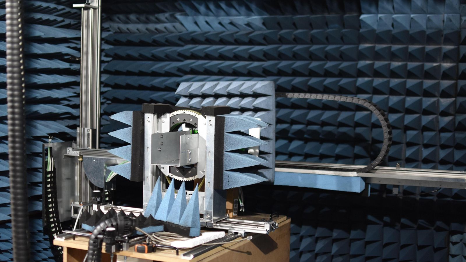 Laboratorio de tecnología inalámbrica de la UGR