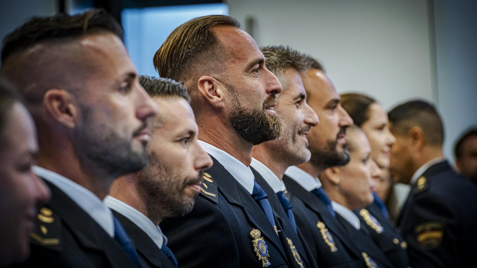 Las imágenes de la celebración del acto del Día de la Policía Nacional en Cádiz.