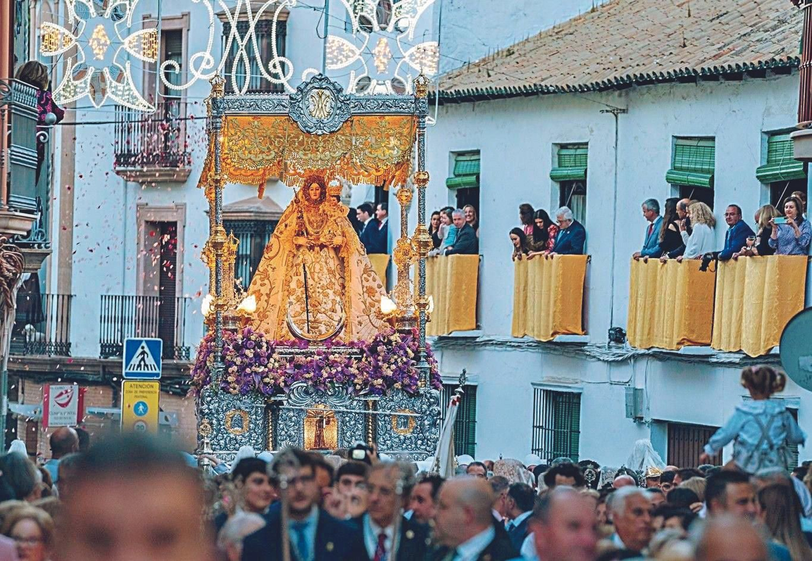 Lucena se rinde una  vez más ante su patrona, la Virgen de Araceli