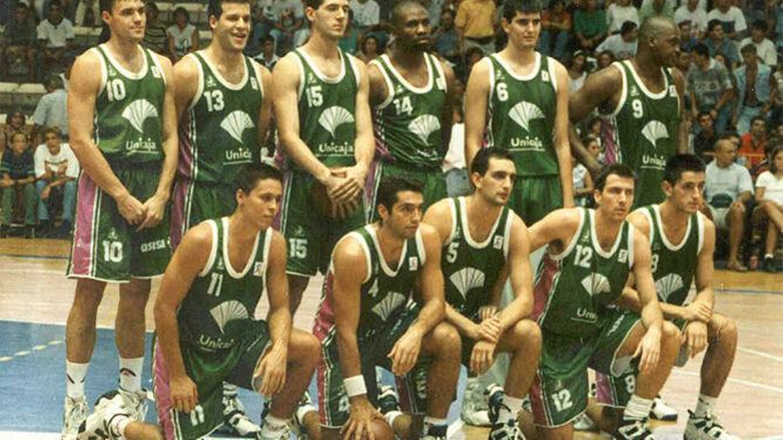 Plantilla del Unicaja de a mediados de los años 90.