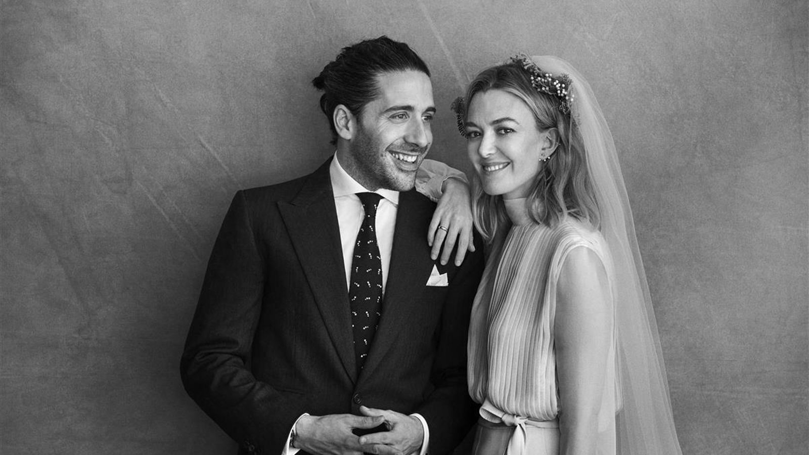 Una de las fotos distribuidas por la pareja en noviembre con motivo de su boda.