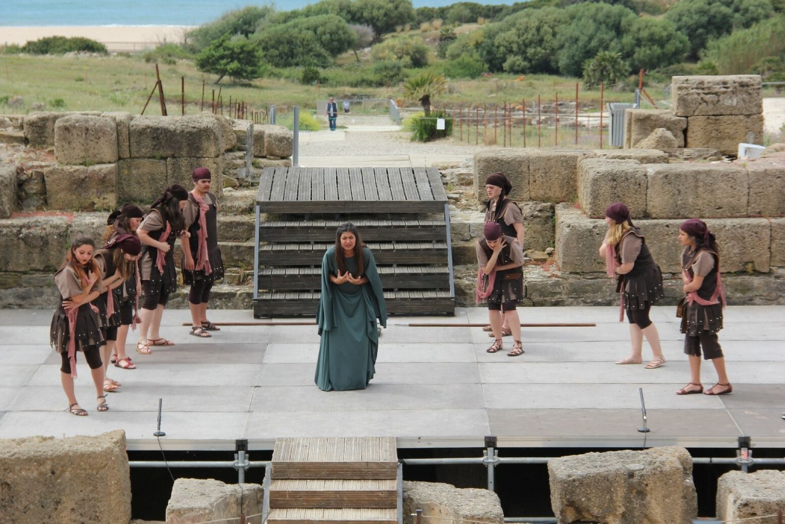 Una de las representaciones teatrales del festival en Baelo Claudia.