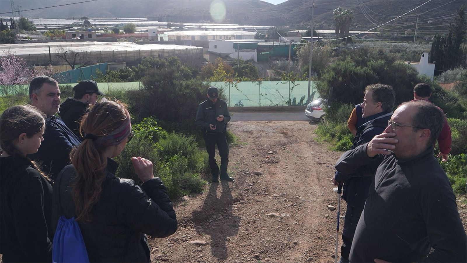 Primera jornada de búsqueda del vecino desaparecido.