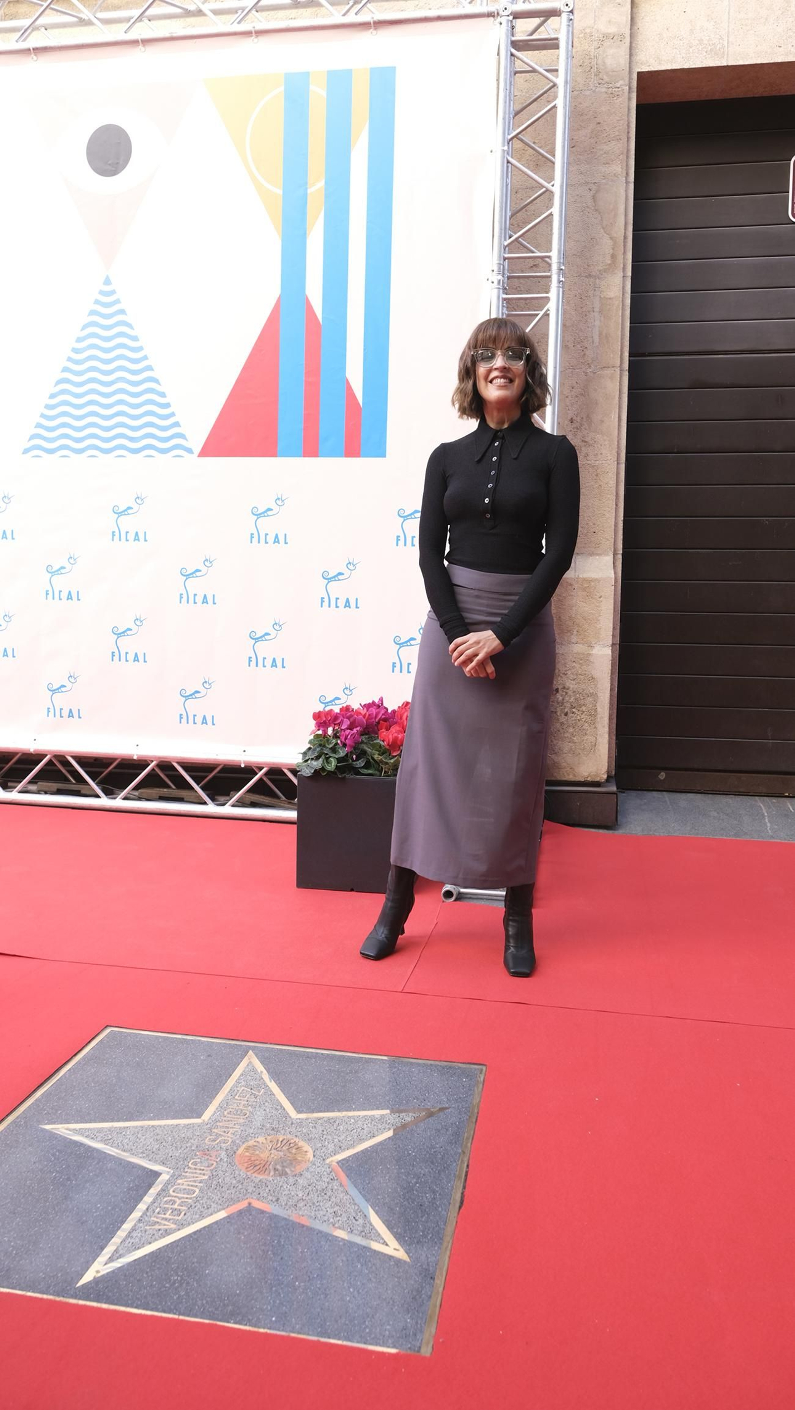 Verónica Sánchez, una estrella de FICAL en el Paseo de la Fama de Almería, en imágenes