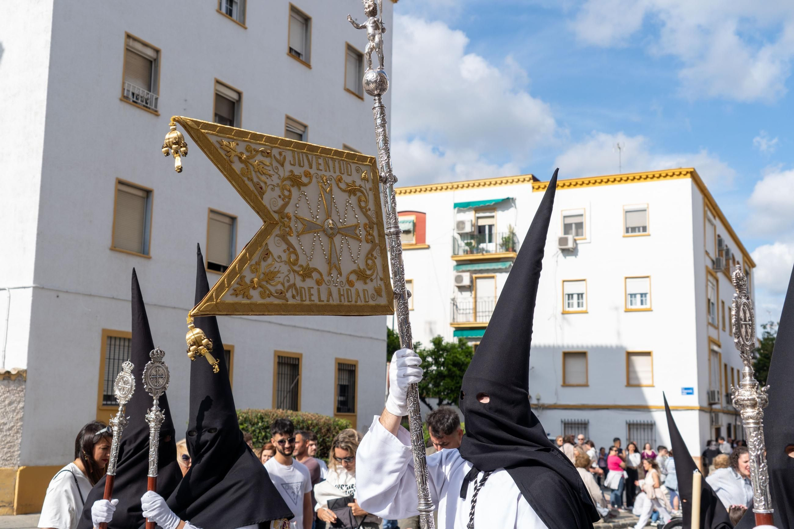 Domingo de Ramos: Imágenes de la procesión de La Sagrada Cena y Maria Santísima del Rosario