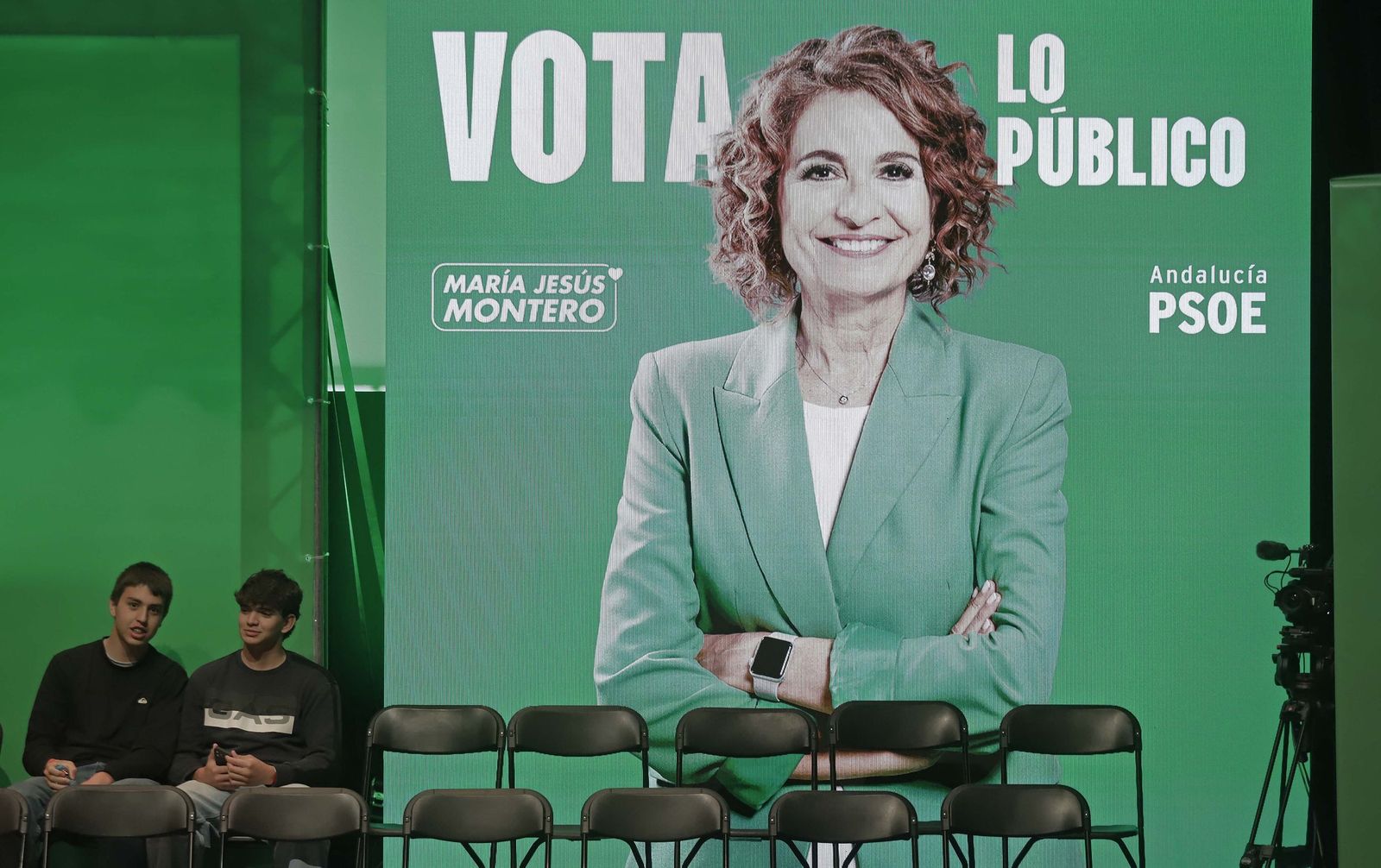 Fotos del mitin del PSOE con Pedro Sánchez y María Jesús Montero en La ...