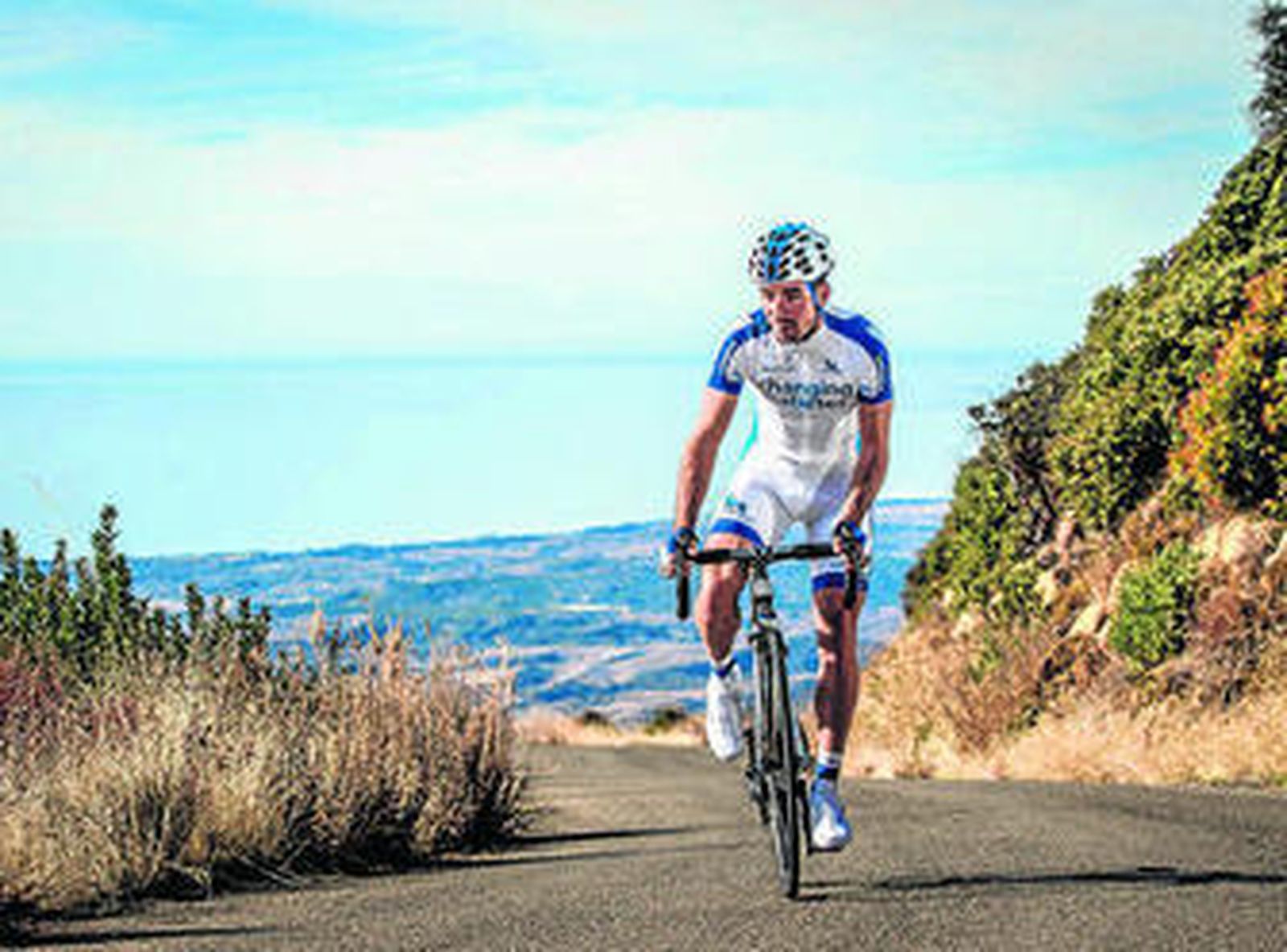 David Lozano es uno de los dos deportistas españoles que han participado en la Vuelta Ciclista a Andalucía.