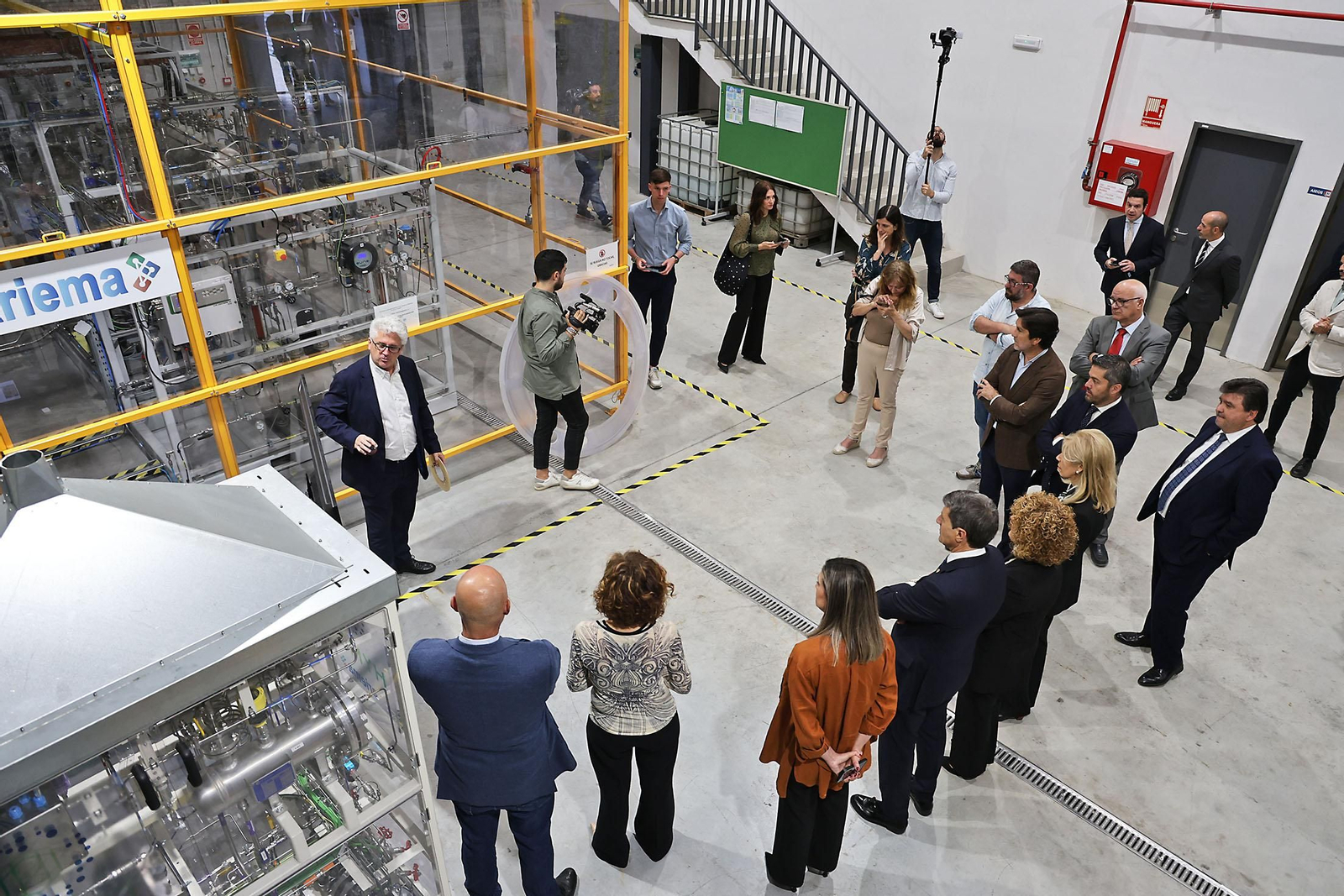 Imágenes de la visita de María Jesús Montero a la empresa Ariema Enerxía