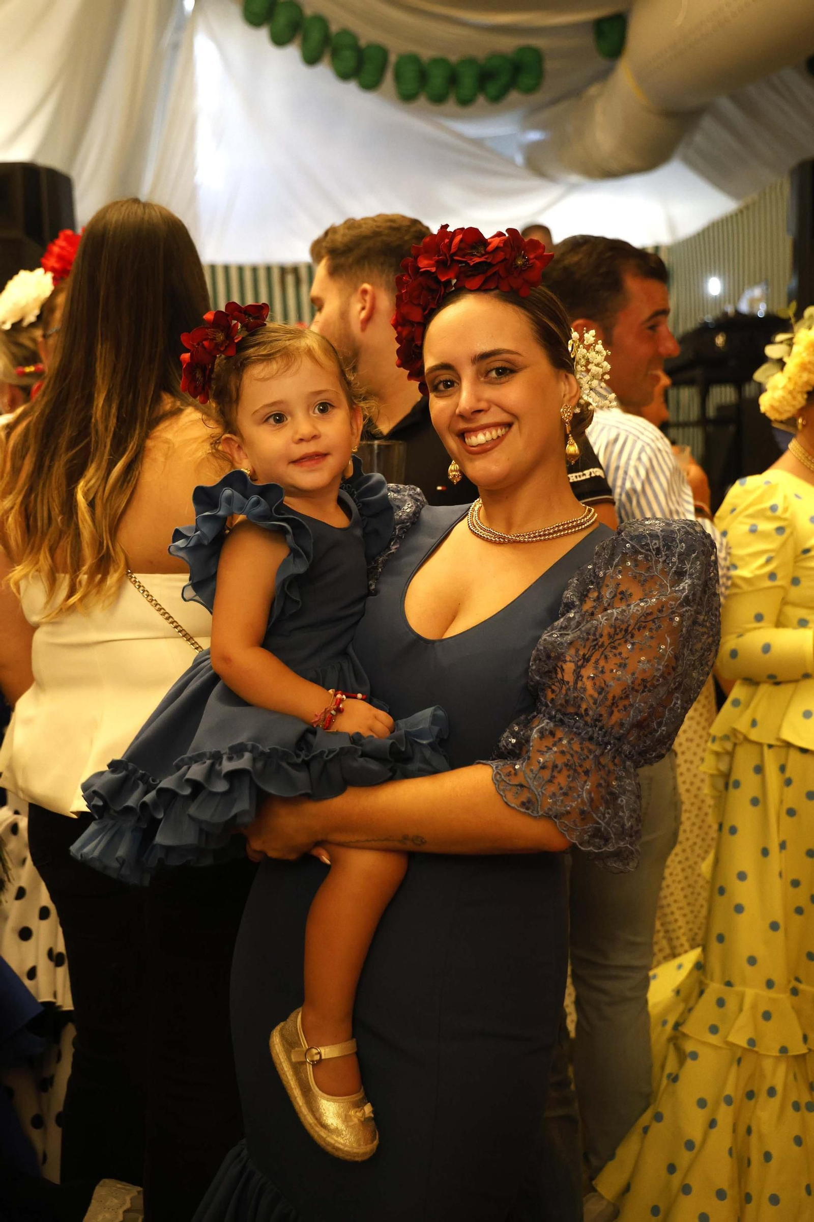 Búscate en las fotos del lunes en la Feria de Tarifa 2025