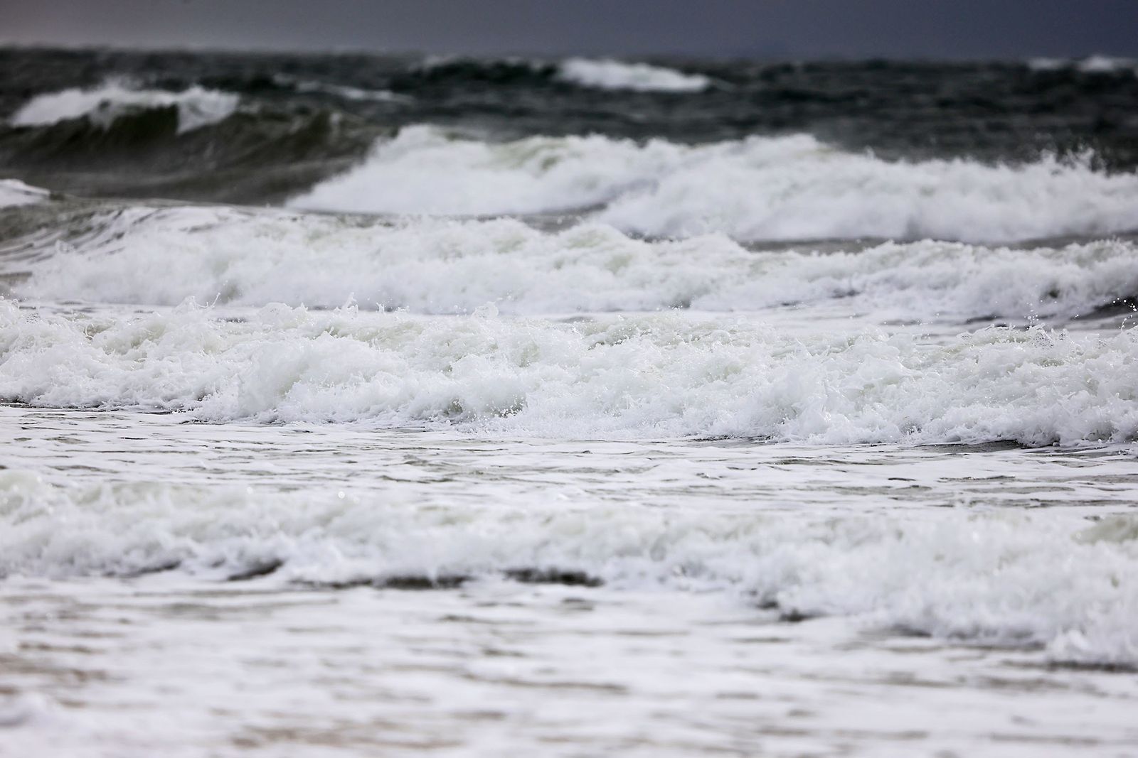 Las fotografías del primer día del años en las playas de Huelva