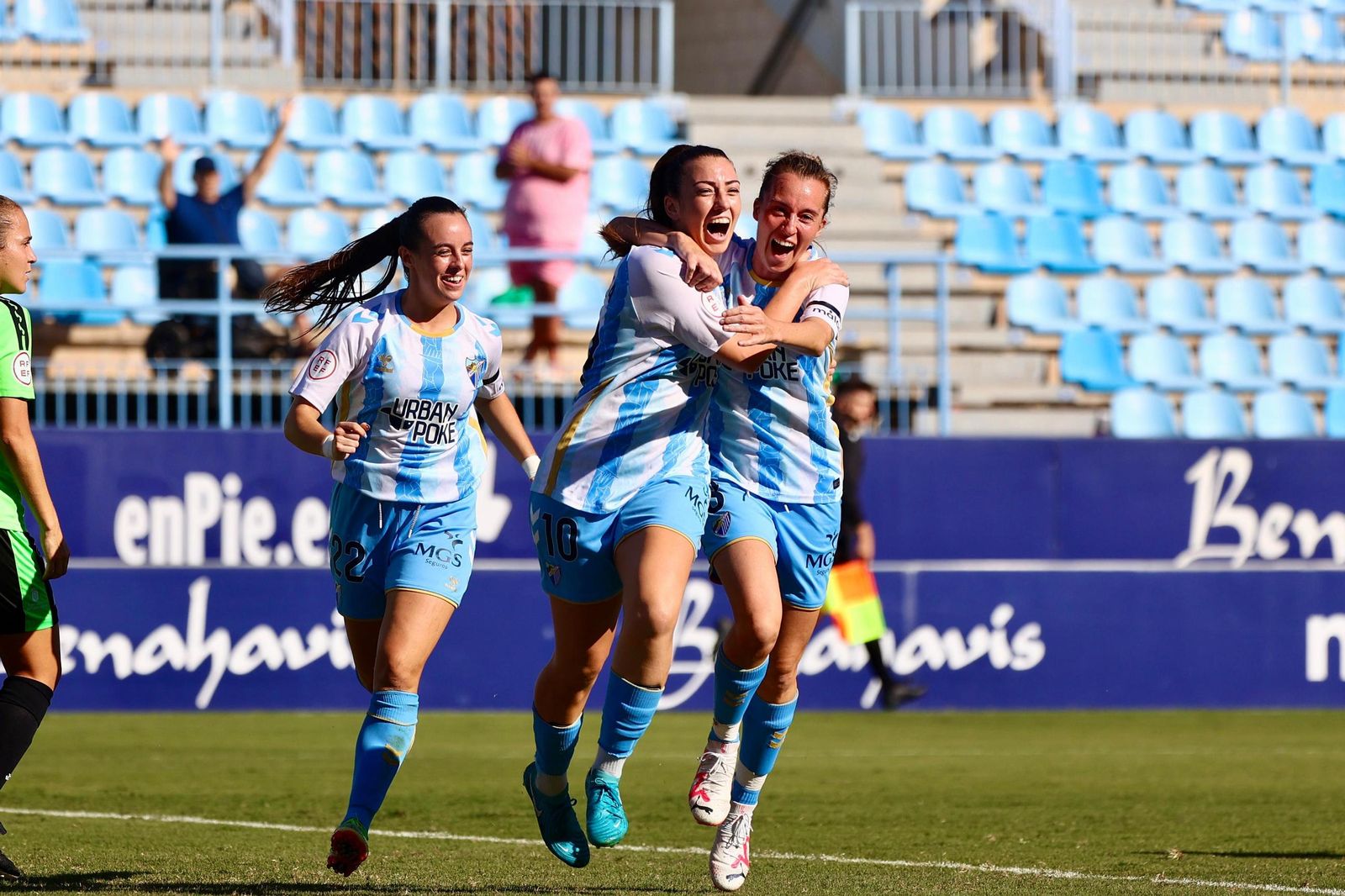 El Málaga Femenino - Femarguín, en fotos