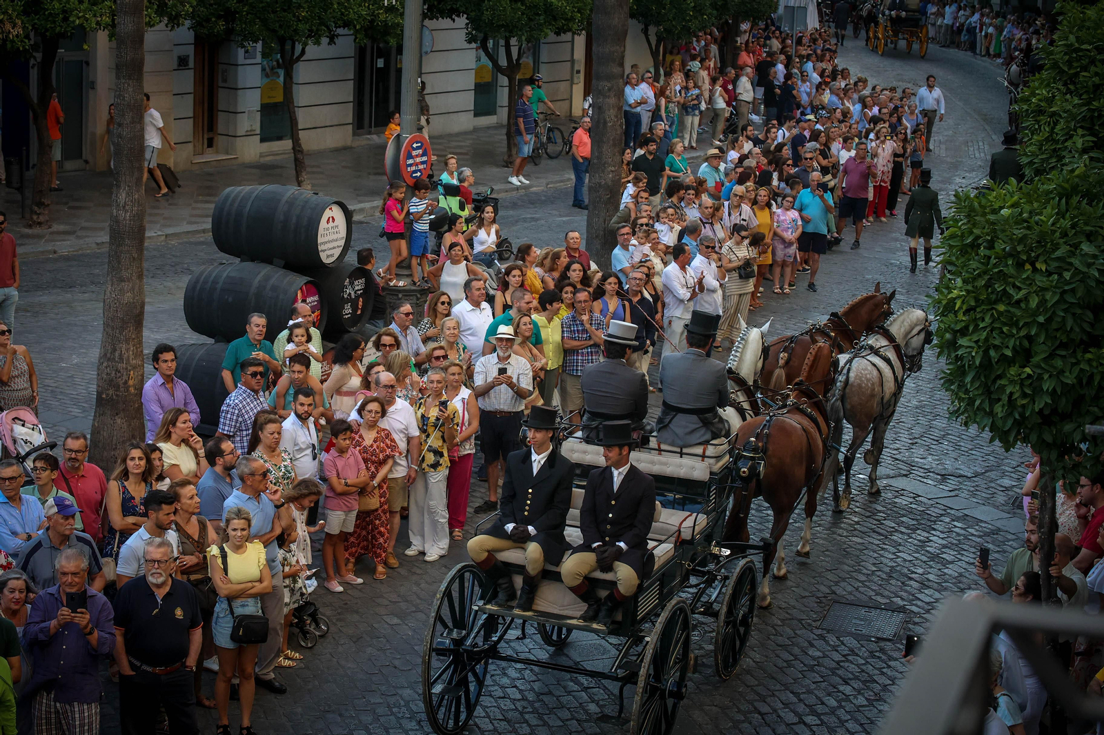 Búscate en la Parada Hípica por el 50 aniversario de Real Escuela en Jerez
