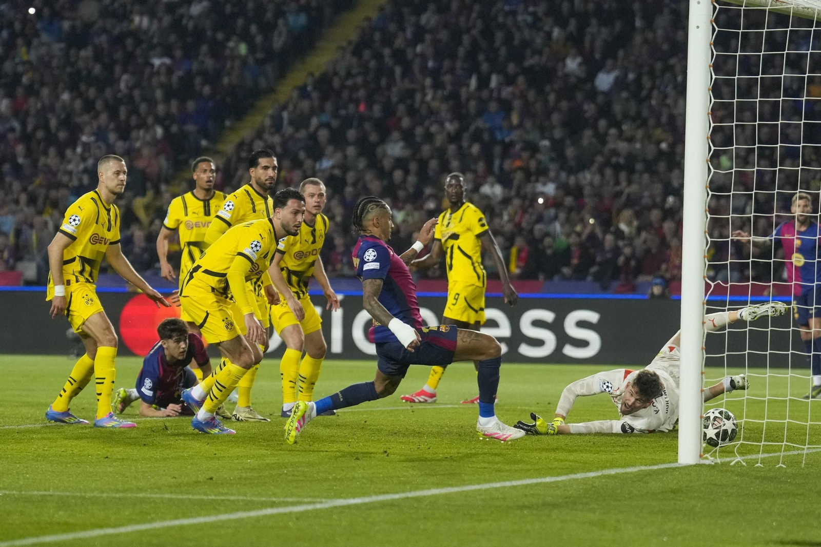 Las mejores fotos del Barcelona - Borussia Dortmund