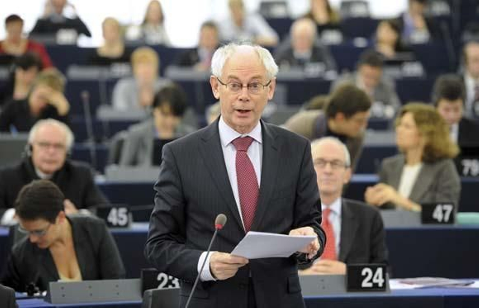 La UE pide retirar el voto a los países que incumplan los ajustes pactados