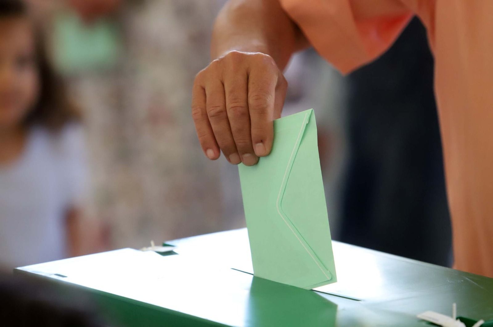 Imágenes de la jornada electoral en Huelva