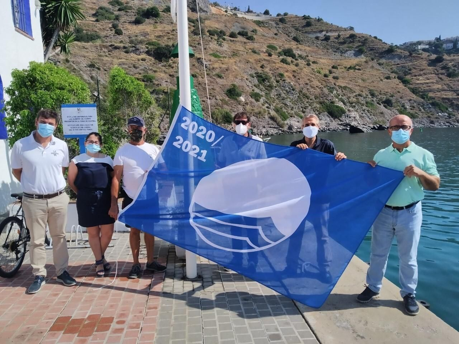 Las playas y puertos deportivos de Granada obtienen 12 Banderas Azules en 2021