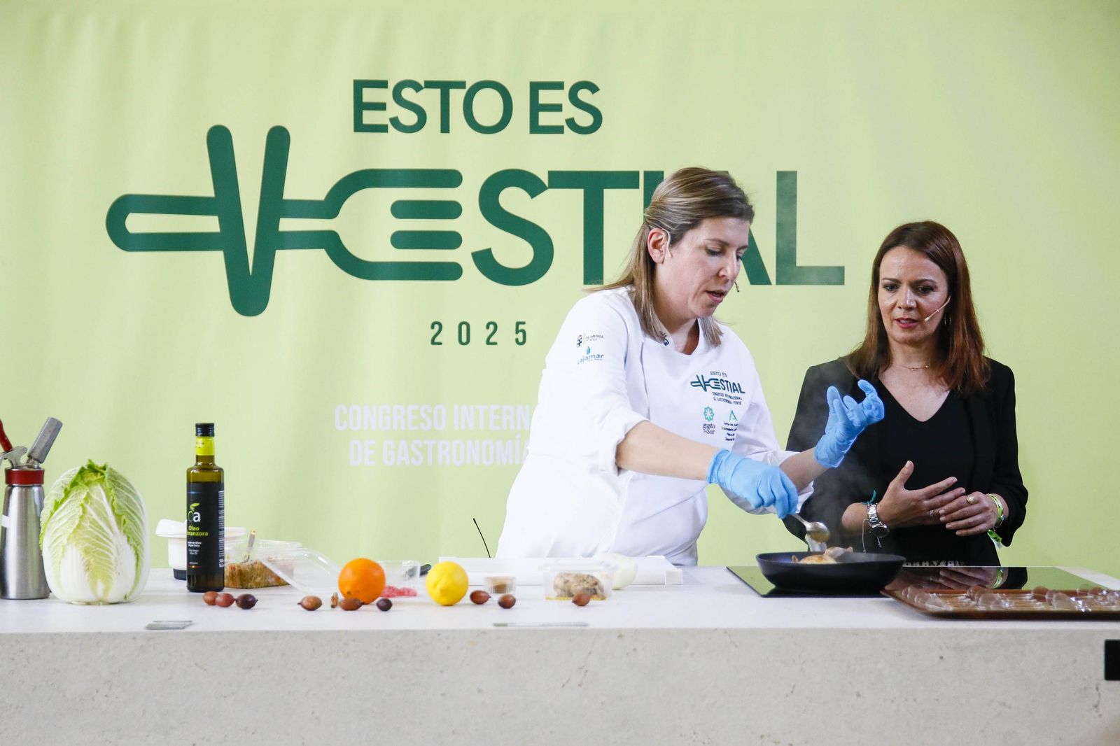 Imágenes del último día del Congreso Internacional Vestial 2025 en el Palacio del Toyo