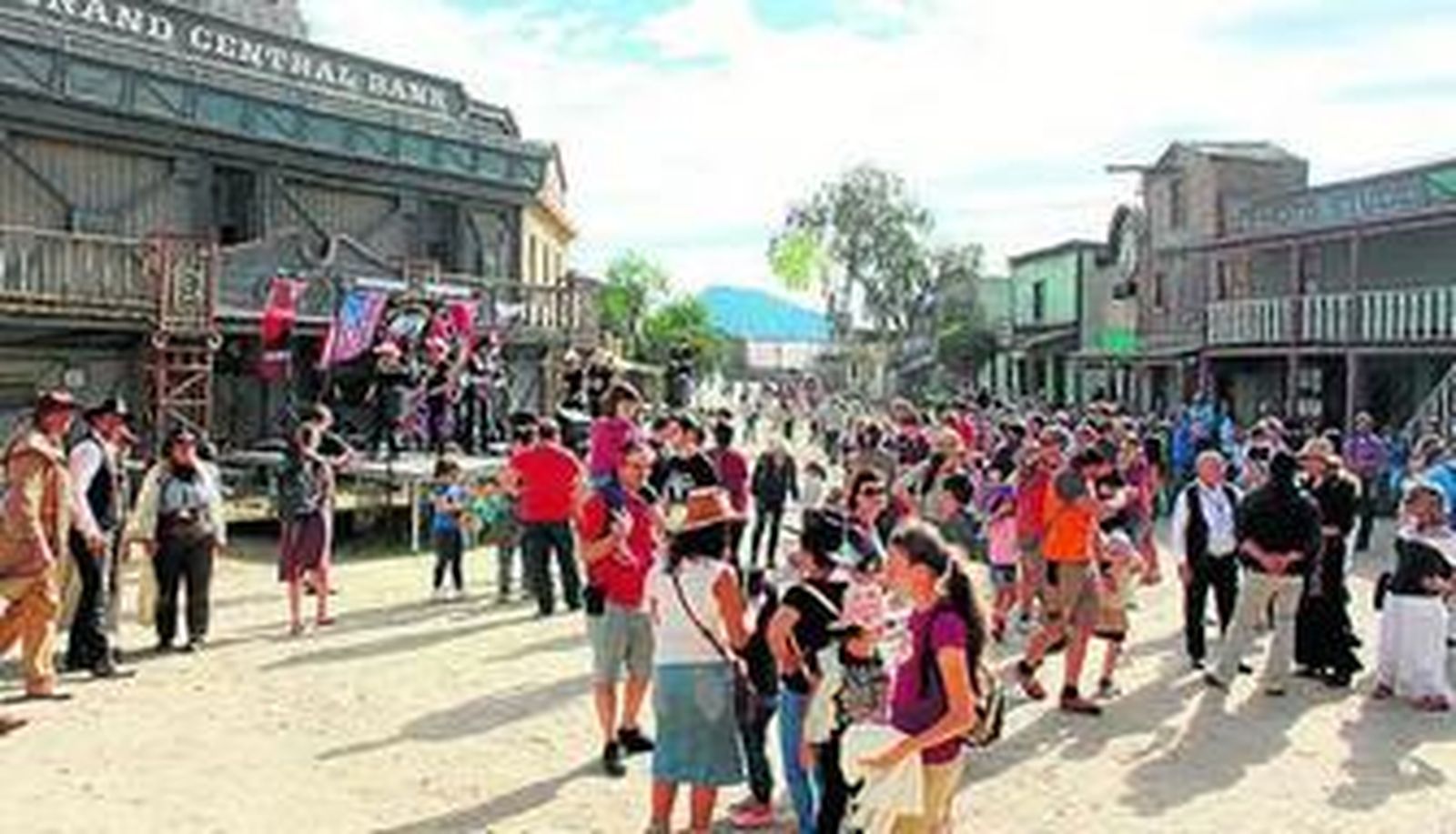 Ambiente de la pasada edición del Almería Western Film Festival.