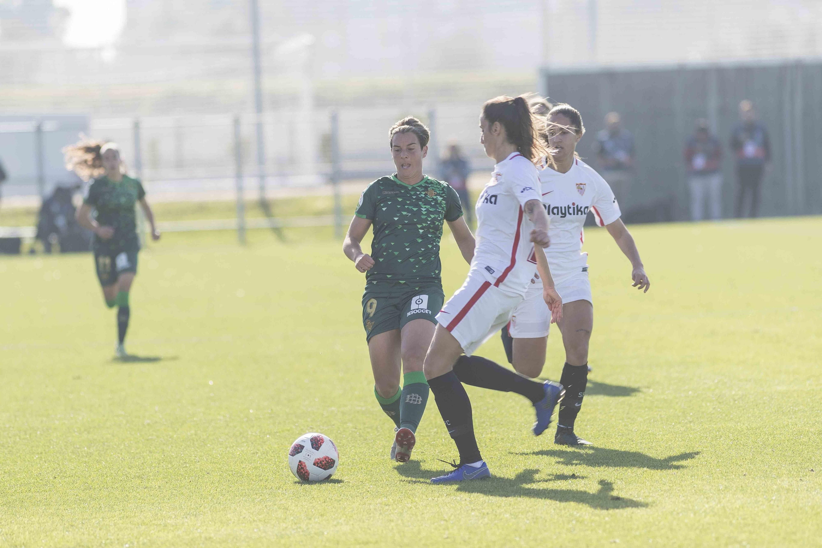 Las imágenes del derbi femenino Sevilla-Betis
