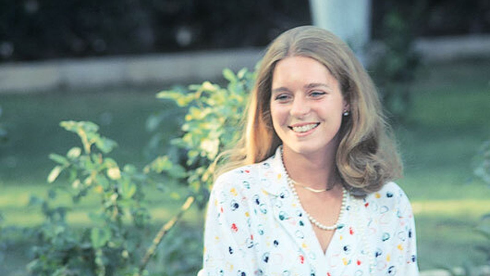 Noor de Jordania, en su juventud.