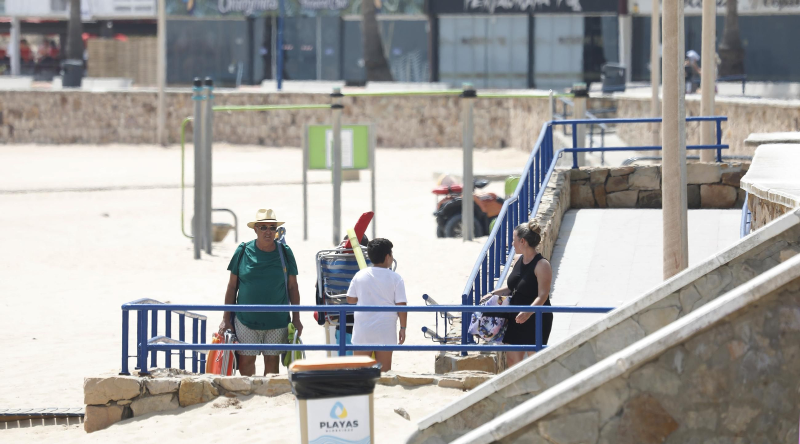 Fotos de un sábado en la playa de Getares de Algeciras
