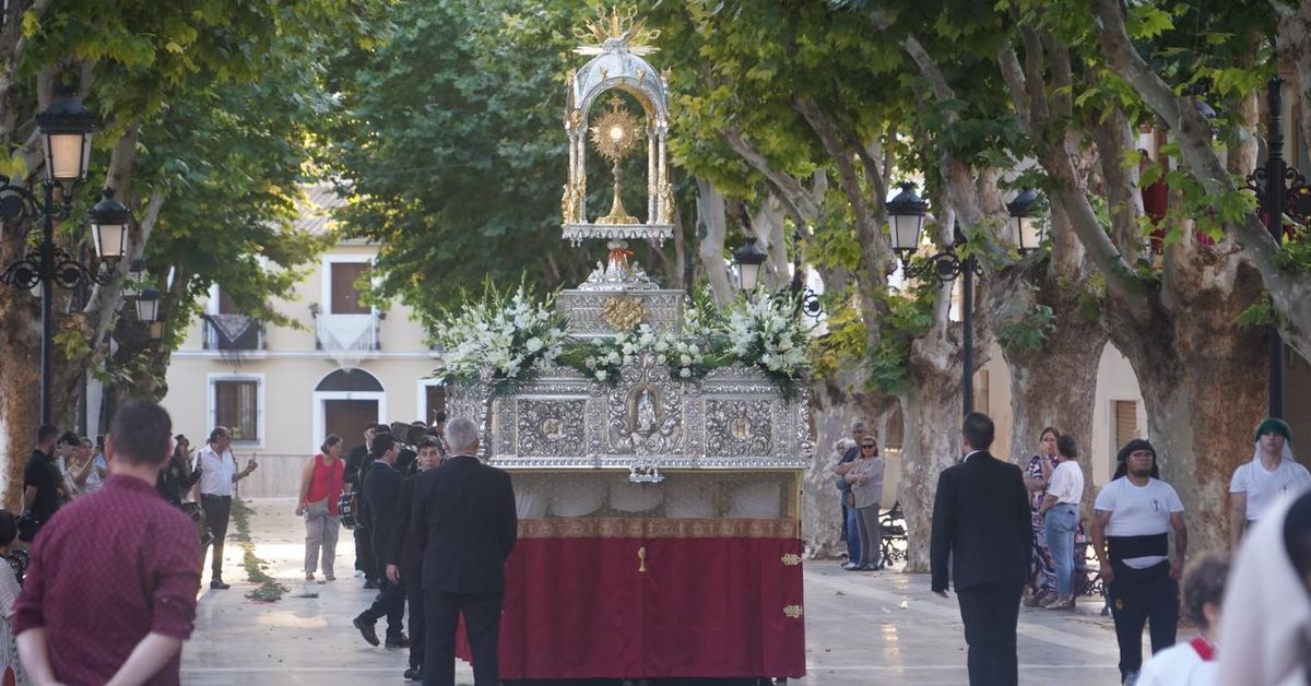 Berja vive su devoción: el Corpus Christi vuelve a las calles con ...