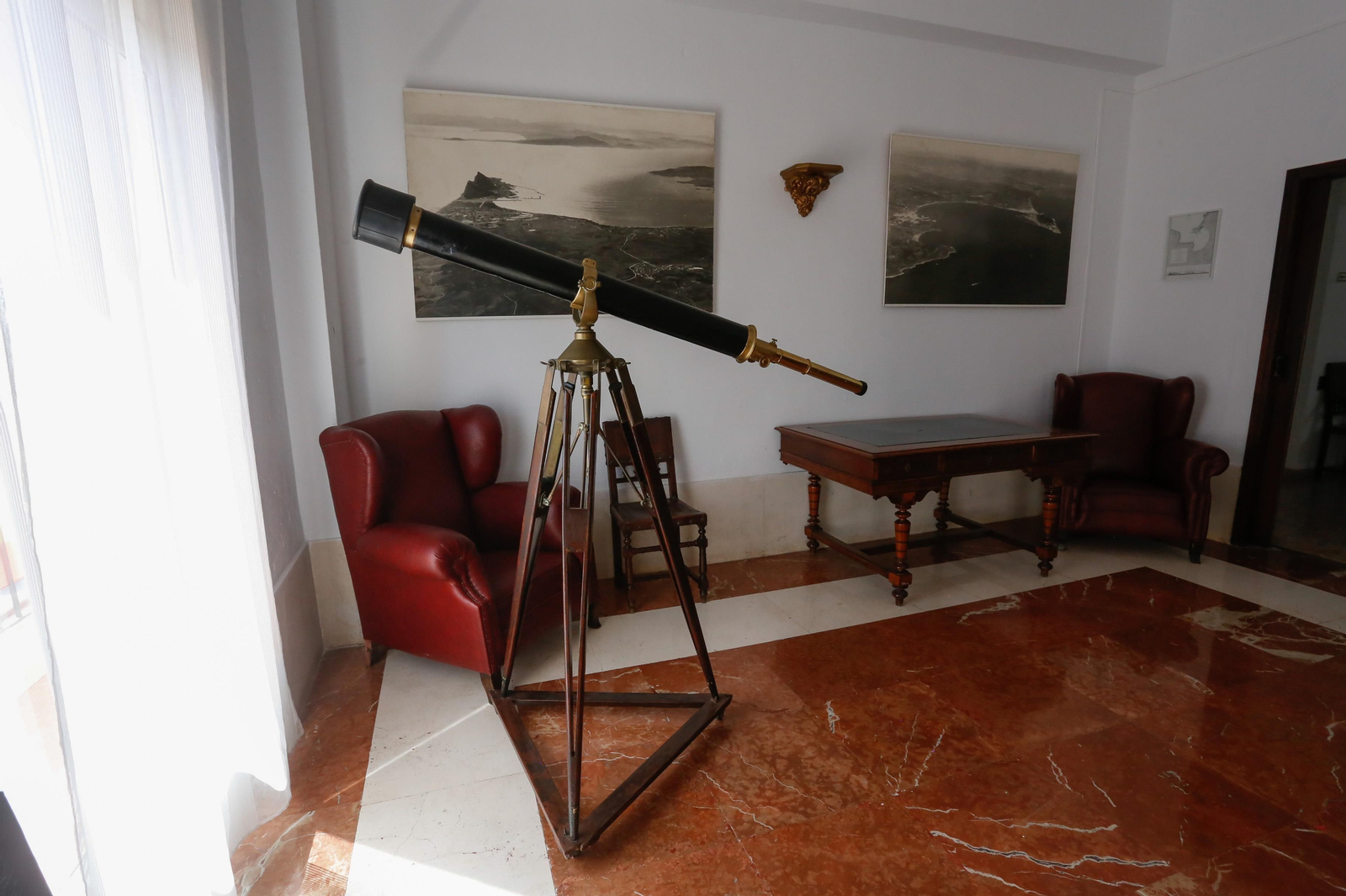 Jornadas de puertas abiertas en la Comandancia de  Marina de Algeciras, en imágenes