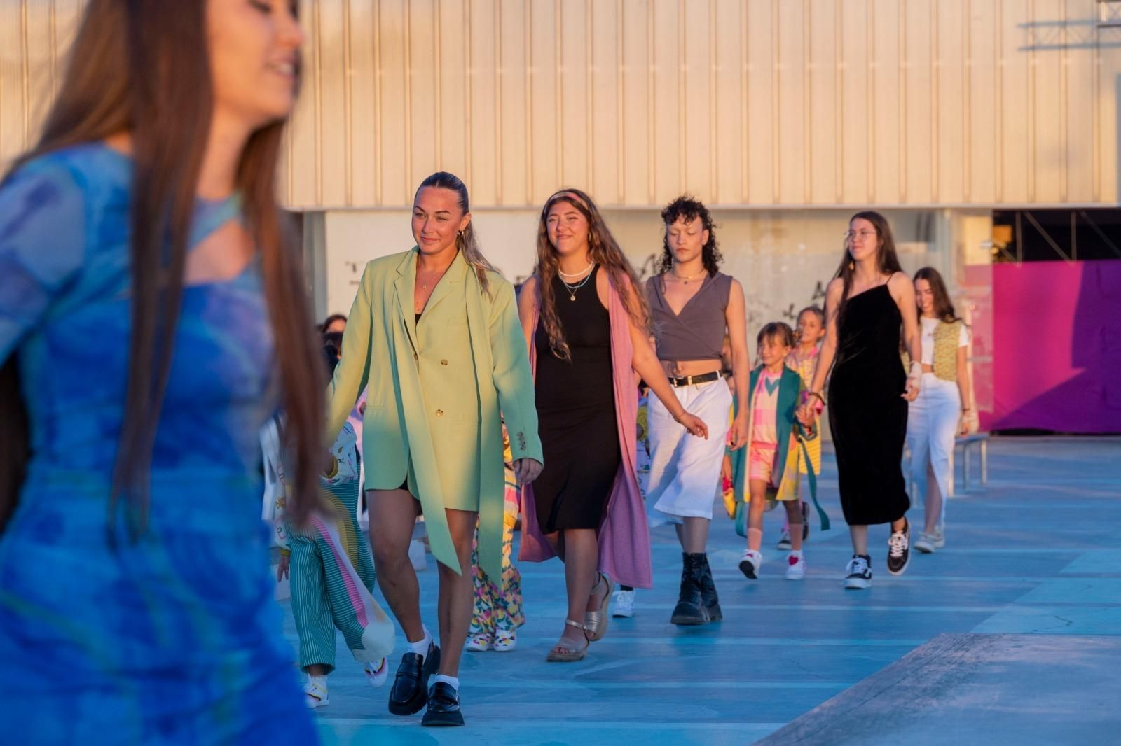 Imágenes  del LUX Fashion Show de la Escuela de Arte de Cádiz