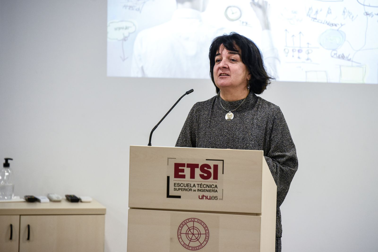 Imágenes de la entrega de premios a la excelencia docente 2022 de la Universidad de Huelva