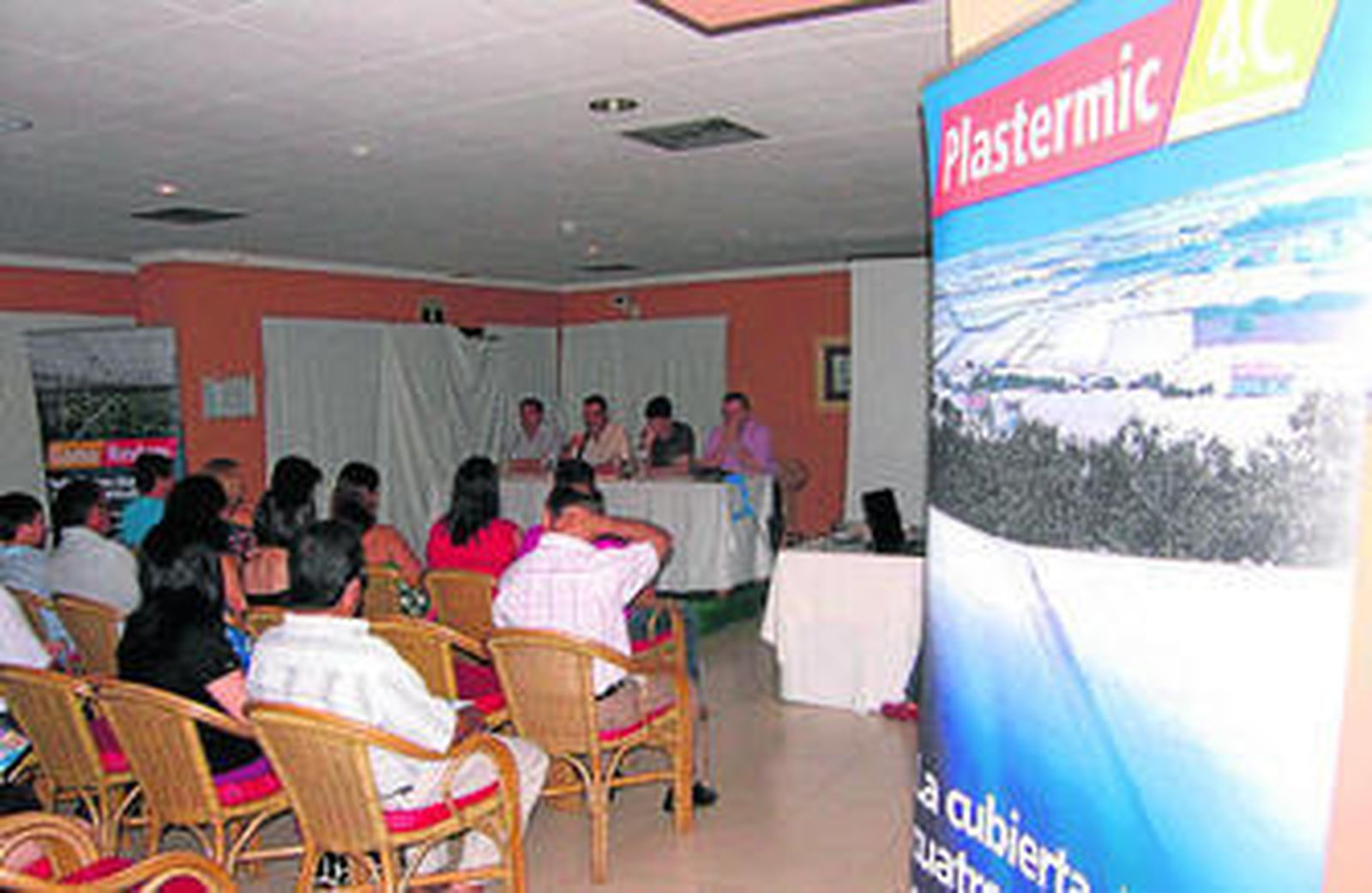 Numerosos interesados del sector agrícola almeriense no faltaron a la cita para ver las novedades de Sotrafa en cultivos intensivos.