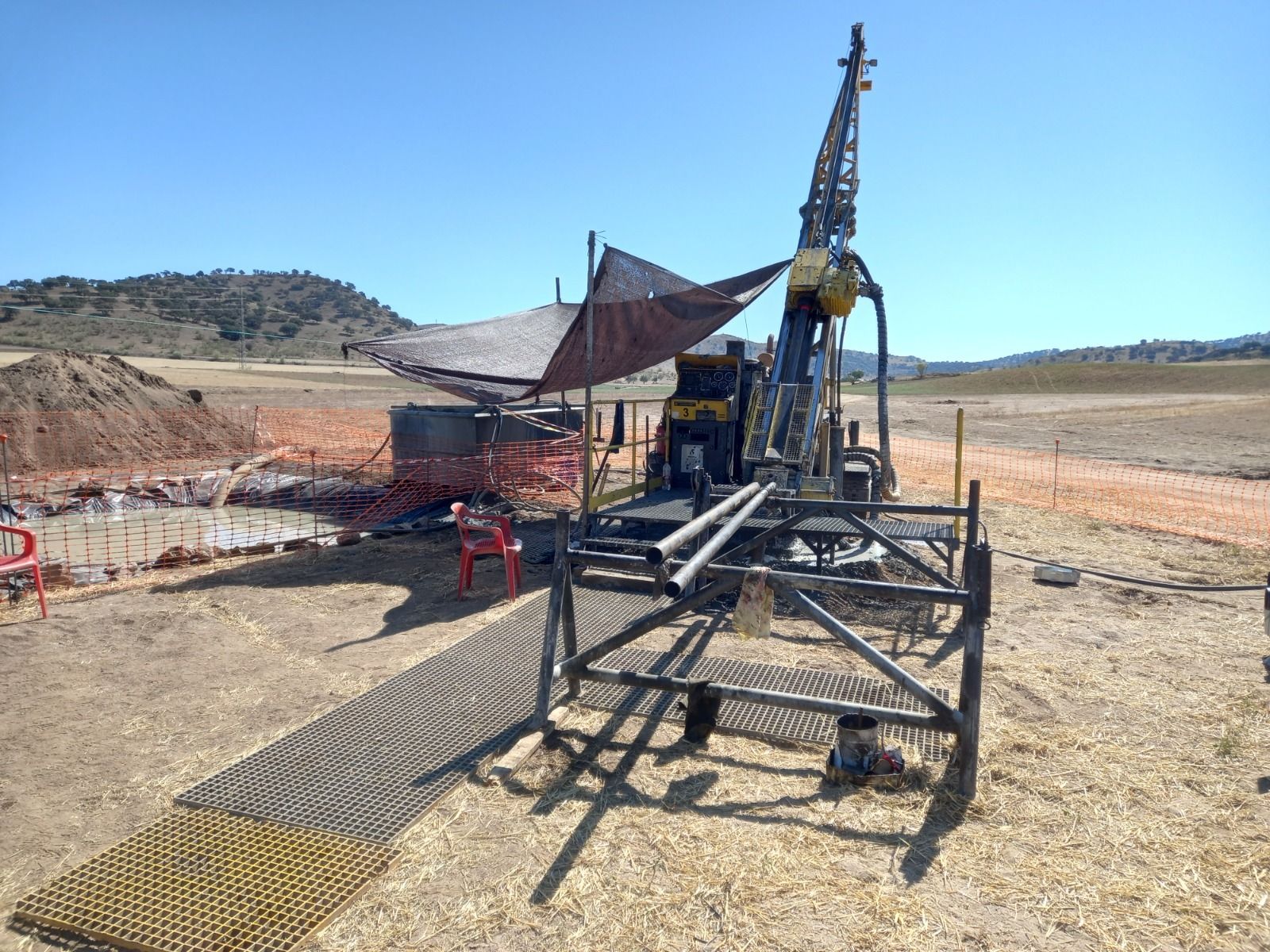 Trabajos de campo Nuevo Linares.
