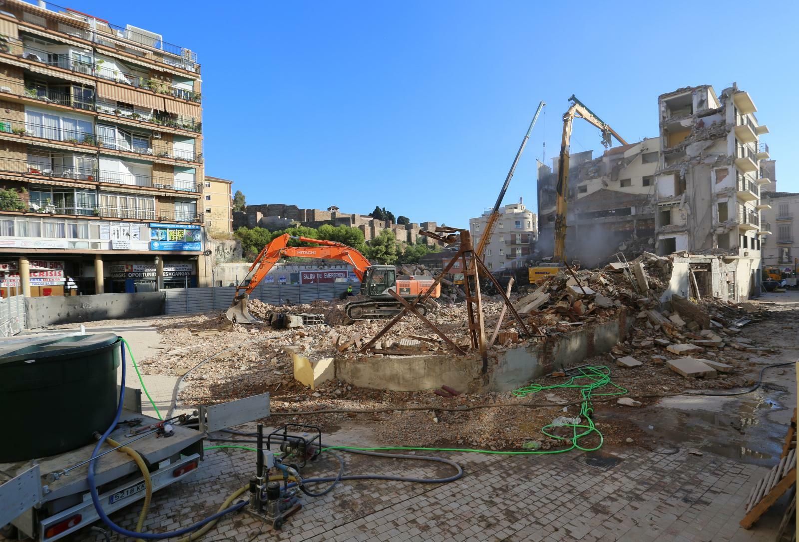 El cine Astoria derribado, en fotos