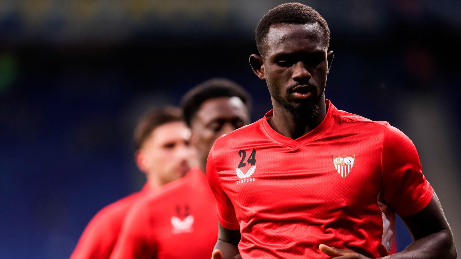 Nianzou, durante el calentamiento del Espanyol-Sevilla.