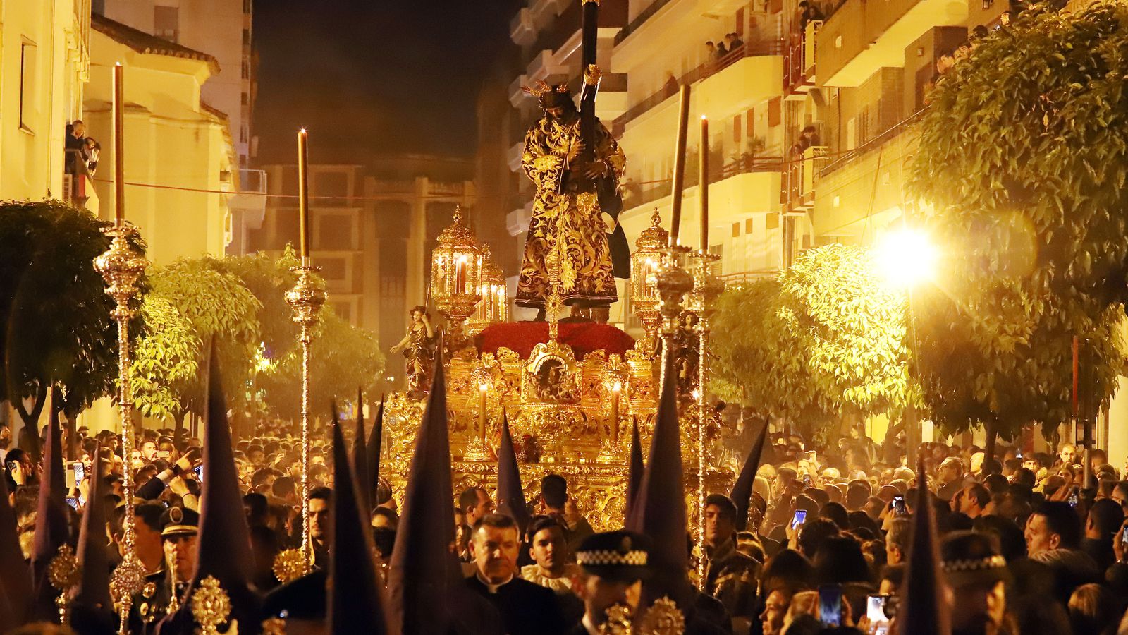 El Señor del Nazareno en su salida de la Concepción.