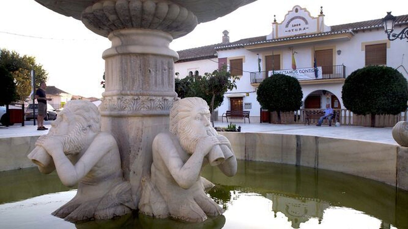 El Ayuntamiento de Otura subvencionará el material escolar de las familias con menos recursos