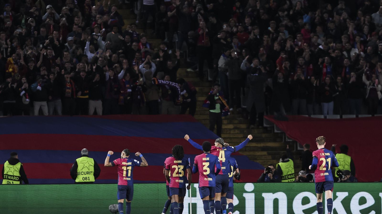 Las fotos del Barcelona-Benfica