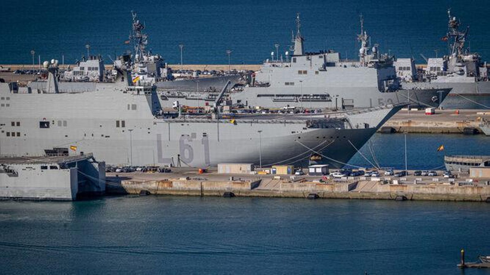El muelle de la Base de Rota con buques de la Armada. El muelle de la Base de Rota con buques de la Armada.
