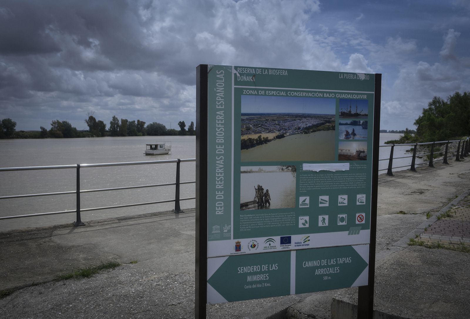 La resistencia en las calles de Sevilla Este y La puebla del Río: corazón de Sevilla y puerta de Doñana