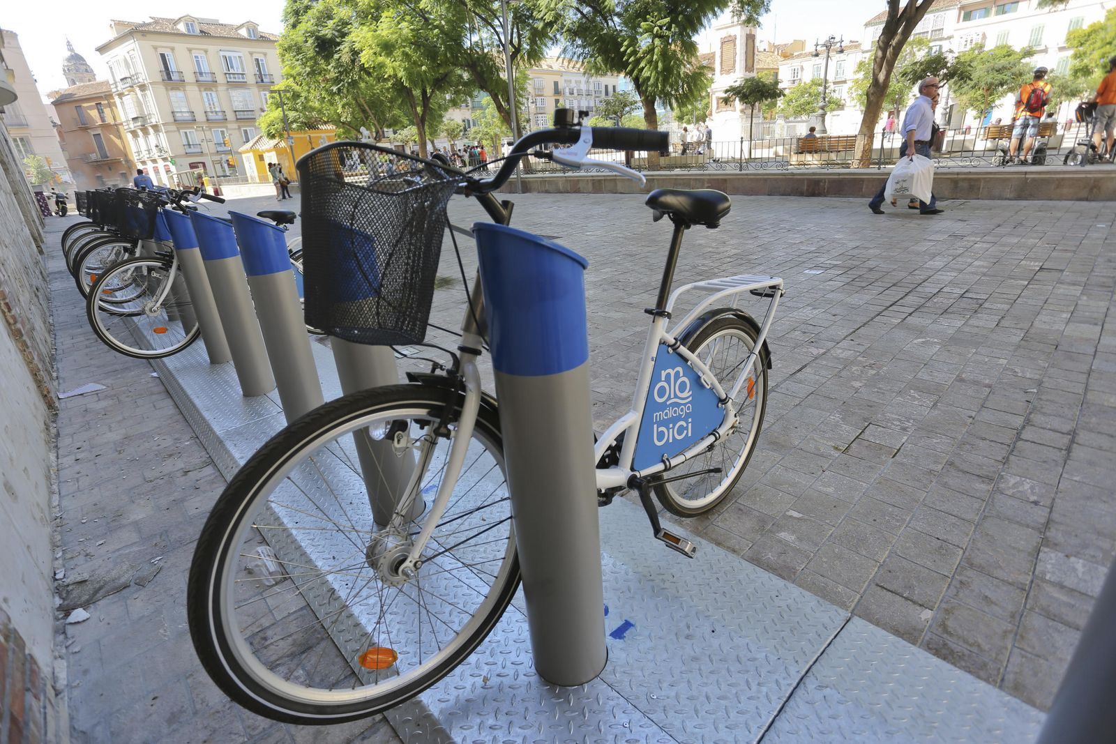 La estación de bicicletas de la Plaza de la Merced.